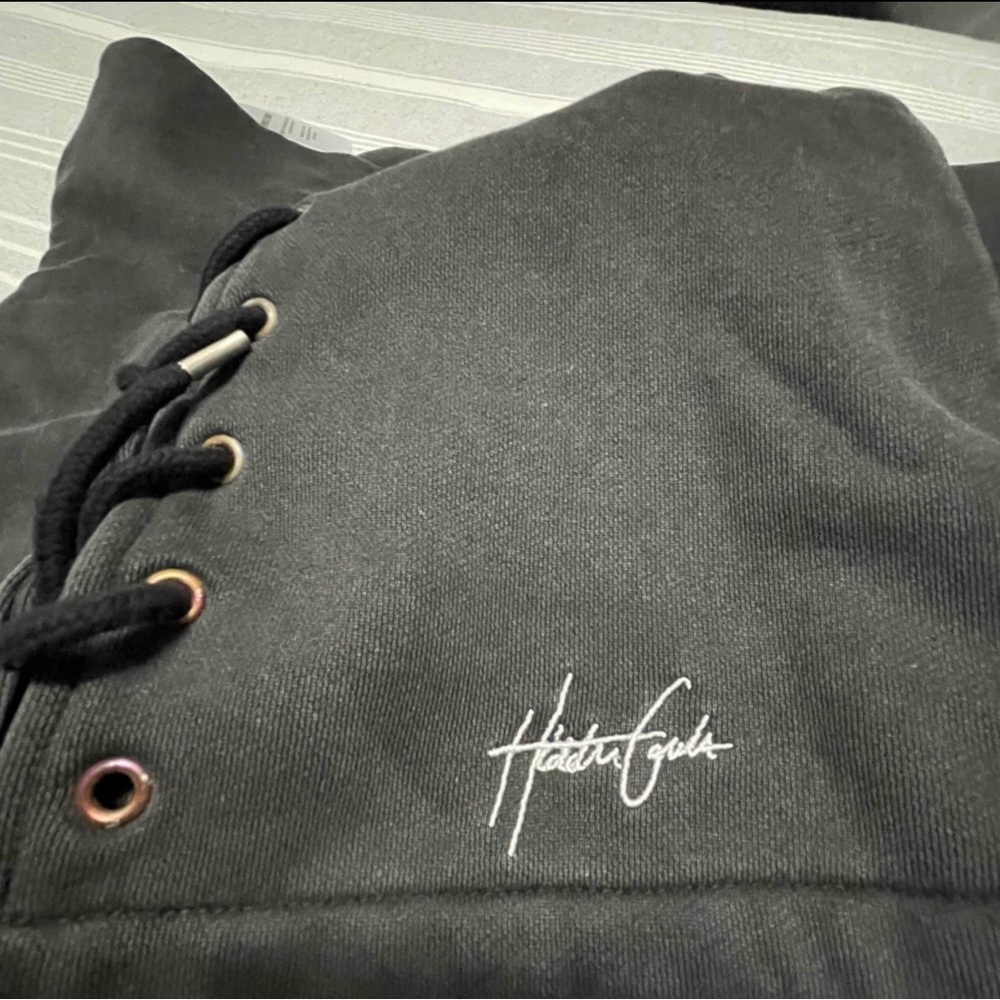 Hidden Cult lace up set - Picture 2 of 6